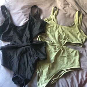 One piece baiting suit